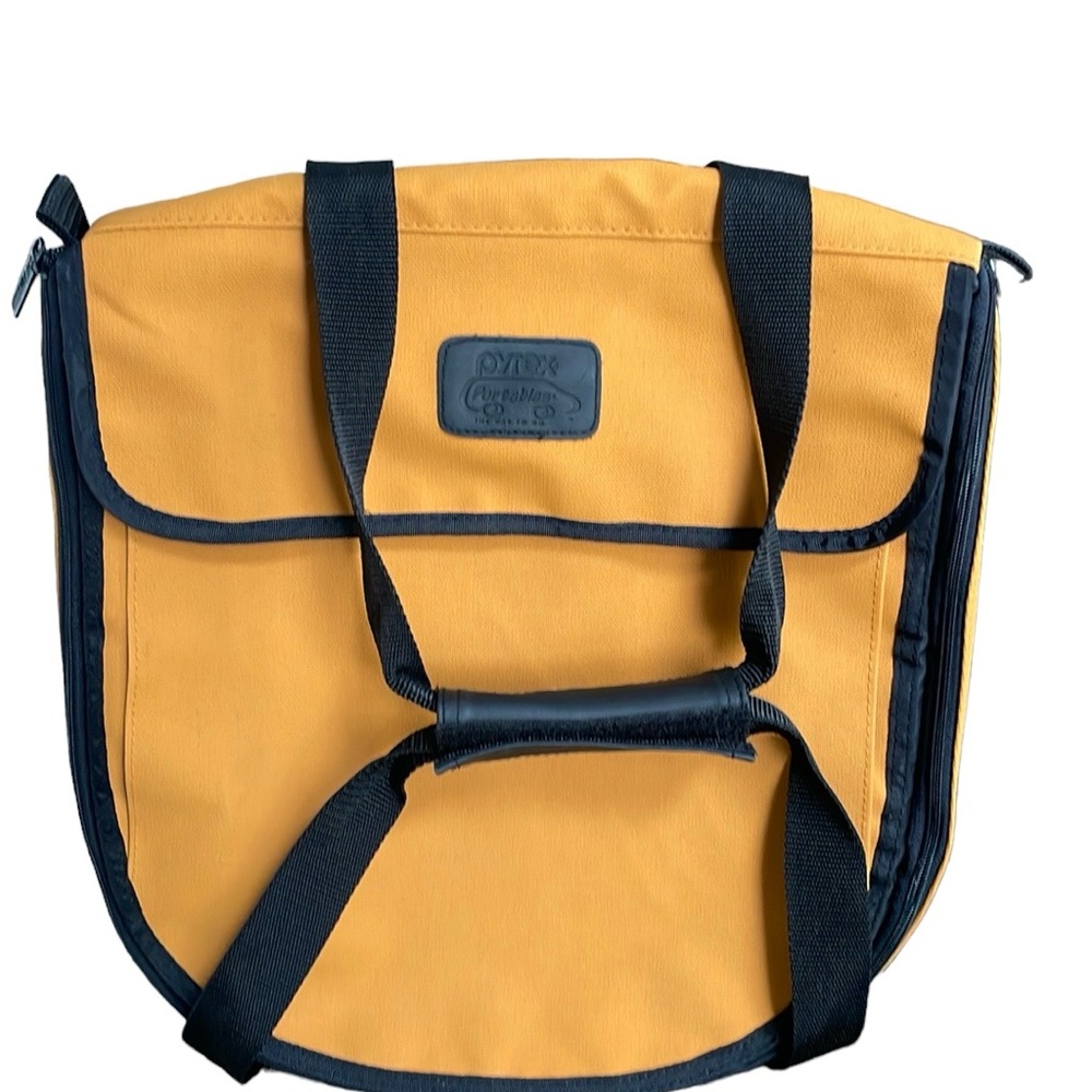 Pyrex Portables The Way To Go Insulated Carrier Hot/Cold Bag -Just The bag